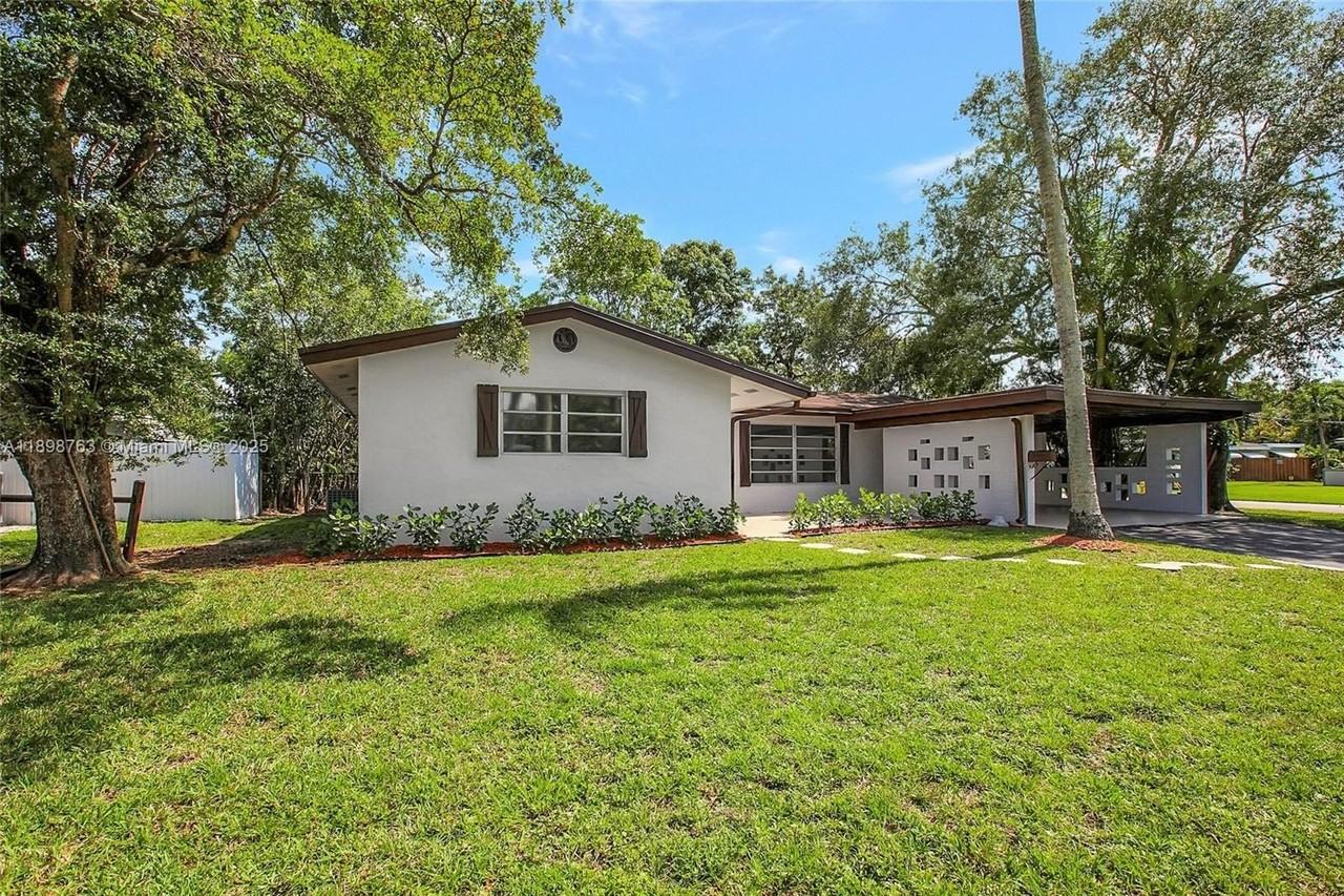 5386 Balsam Ter - Photo 2 of 36