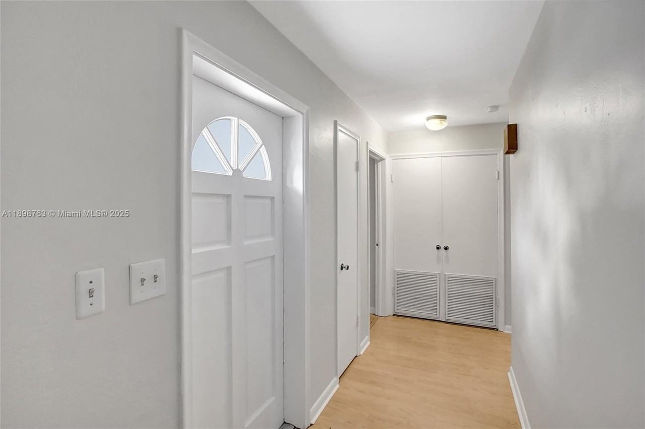 5386 Balsam Ter - Photo 6 of 36