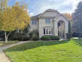 featured image of 2340 Robbie Ct