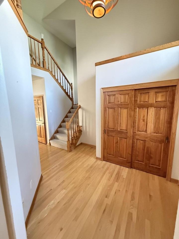 2340 Robbie Ct - Photo 4 of 25