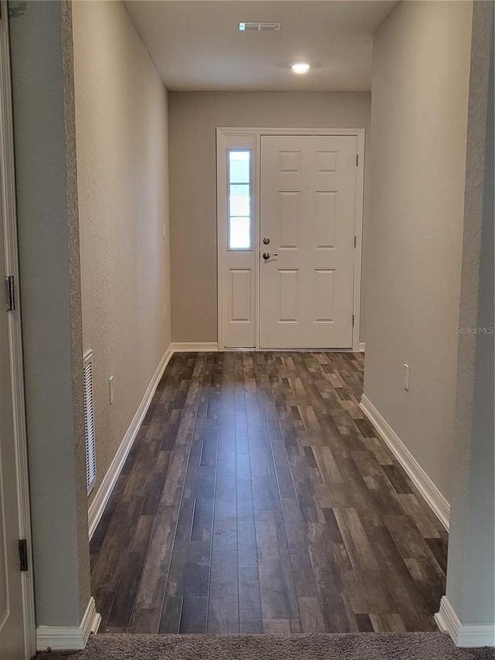 6501 Polly Ln - Photo 4 of 31