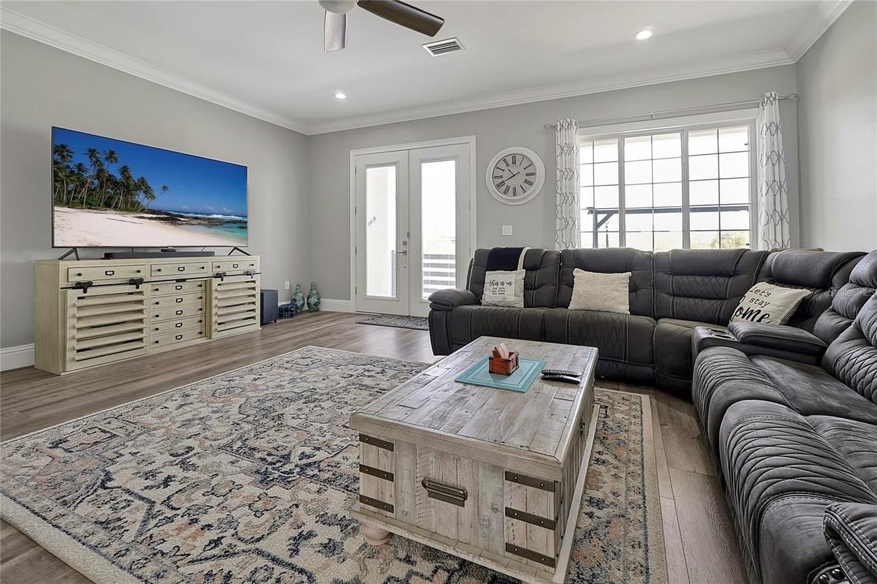 17102 Heartwood Loop - Photo 5 of 37