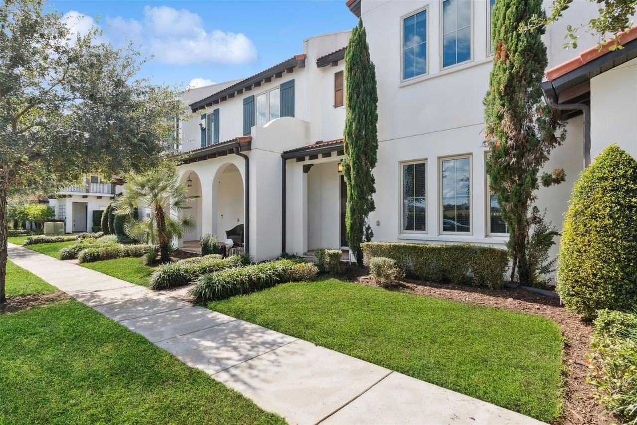 8884 Bismarck Palm Dr - Photo 2 of 50