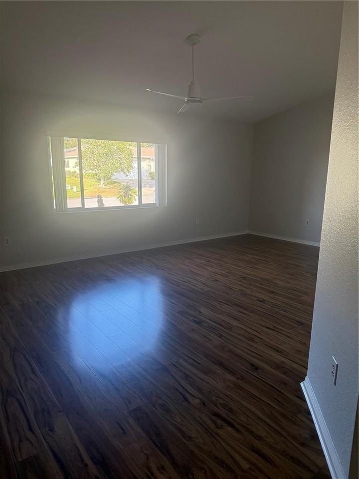 9050 Se 135th Loop - Photo 4 of 13