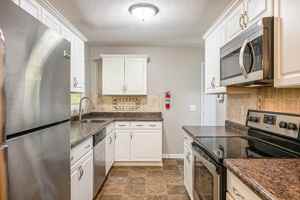 featured image of 1721 Chandler Ave