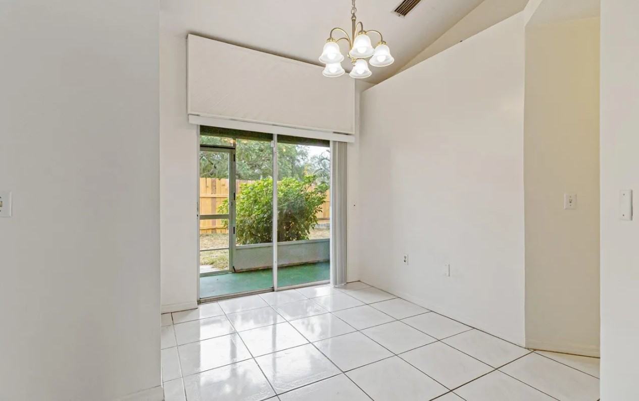 1706 Apache Street Northeast - Photo 5 of 14