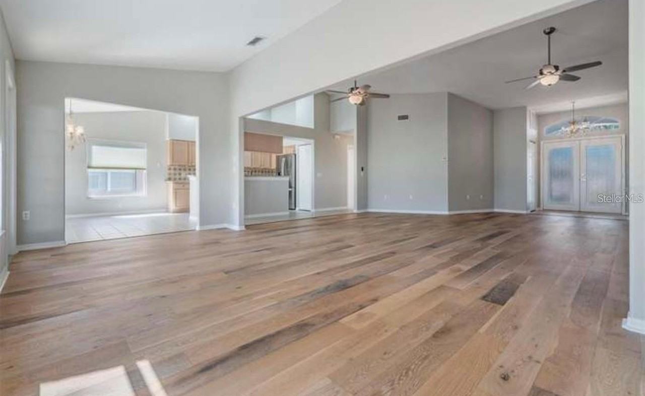 1520 Canberley Ct - Photo 6 of 35