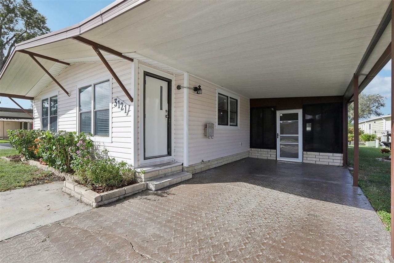 3121 Briar St - Photo 6 of 48