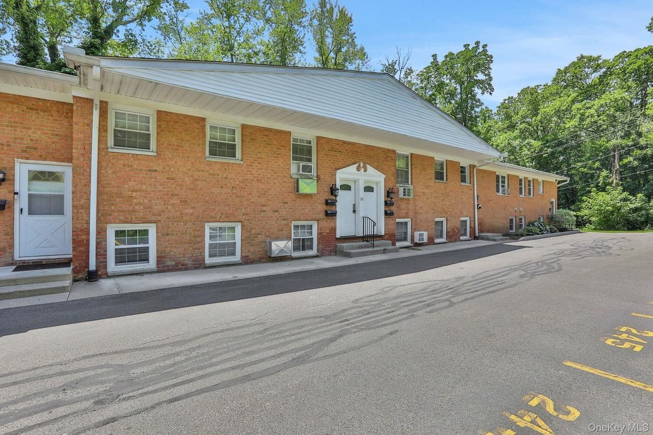 31C Alpine Dr - Photo 2 of 19