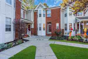 featured image of 31 Lexington Ct