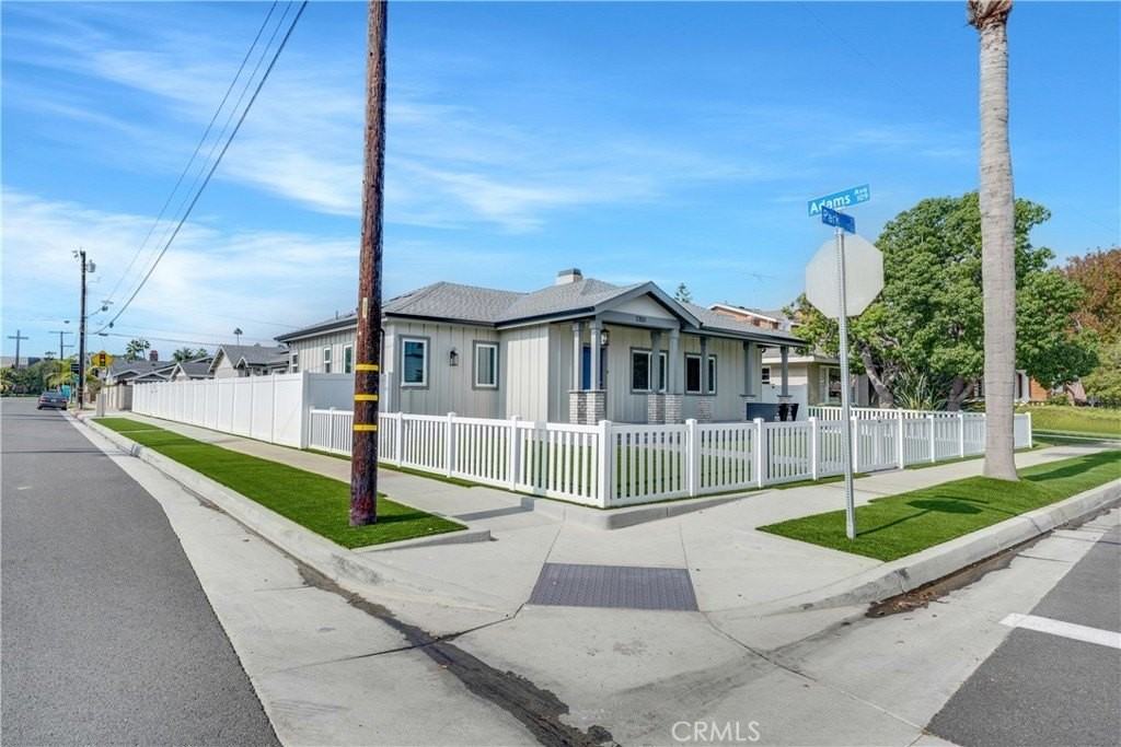 1701 Park St - Photo 6 of 35