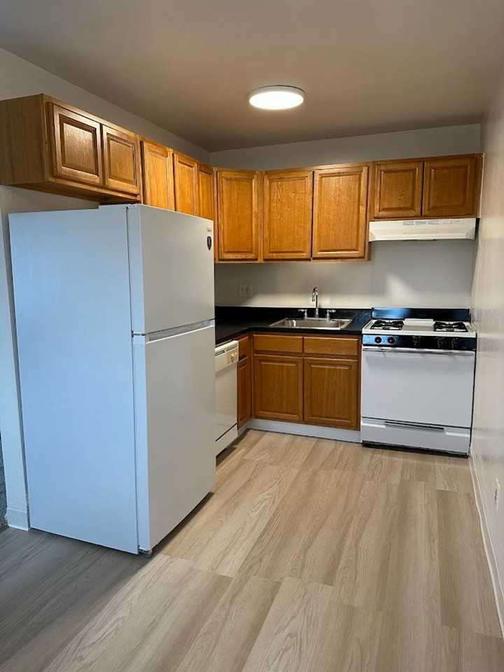 One bedroom  ready to move in! - Photo 2 of 17
