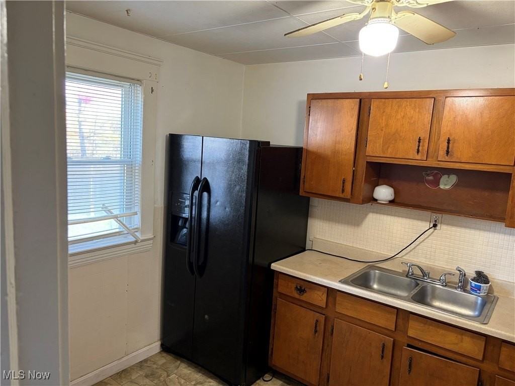 3653 W 46th St - Photo 4 of 15