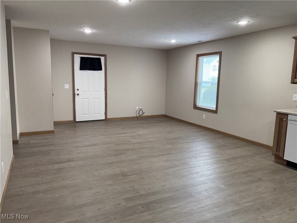 430 2nd St Ne - Photo 2 of 20