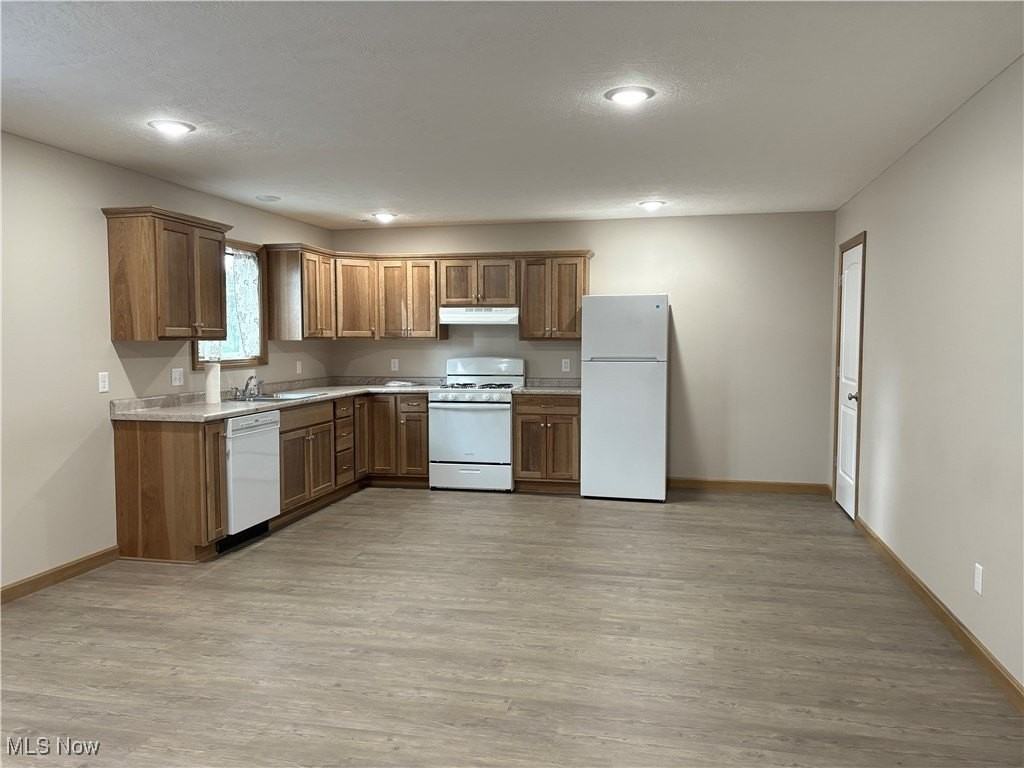 430 2nd St Ne - Photo 3 of 20