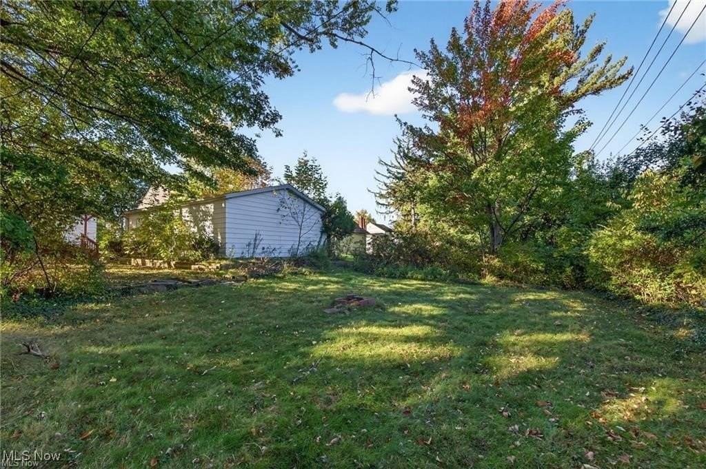 4521 Golfway Rd - Photo 3 of 36