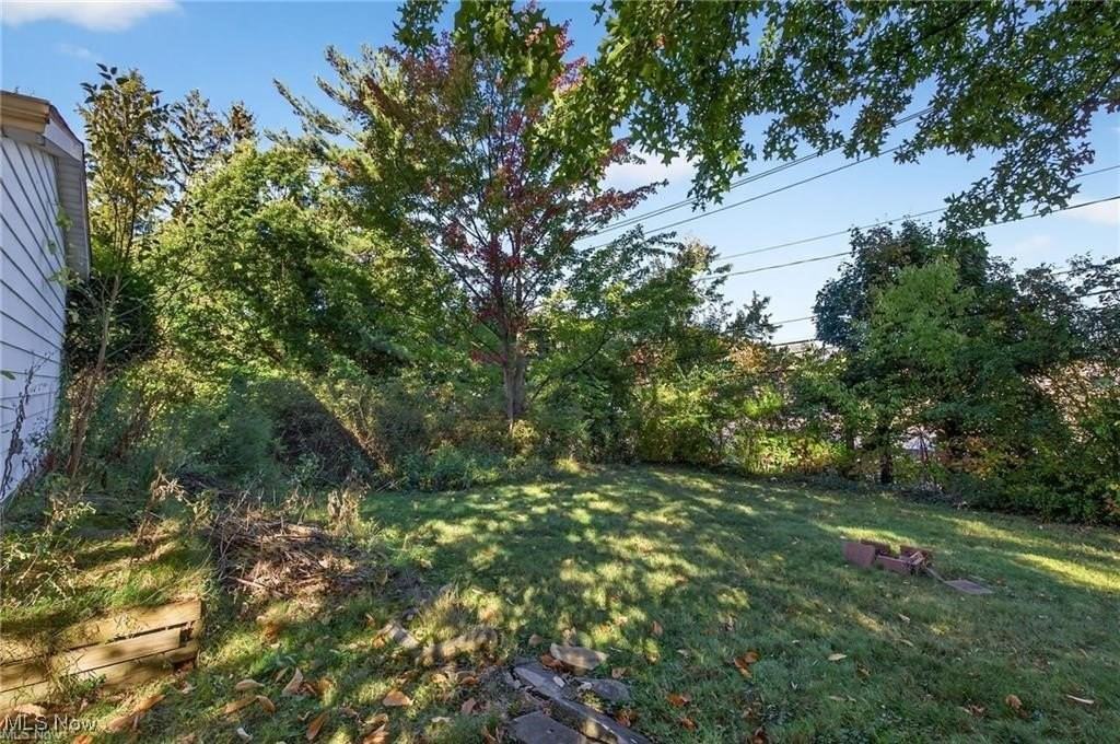 4521 Golfway Rd - Photo 4 of 36