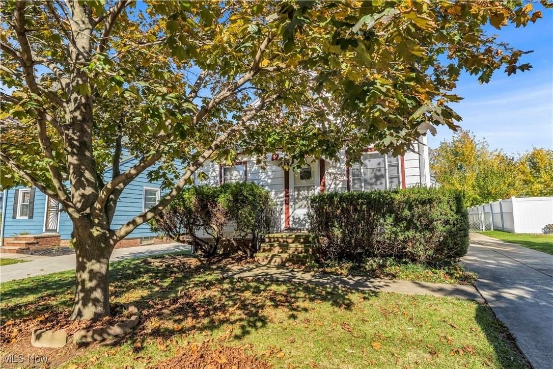 1487 E 193rd St - Photo 2 of 25