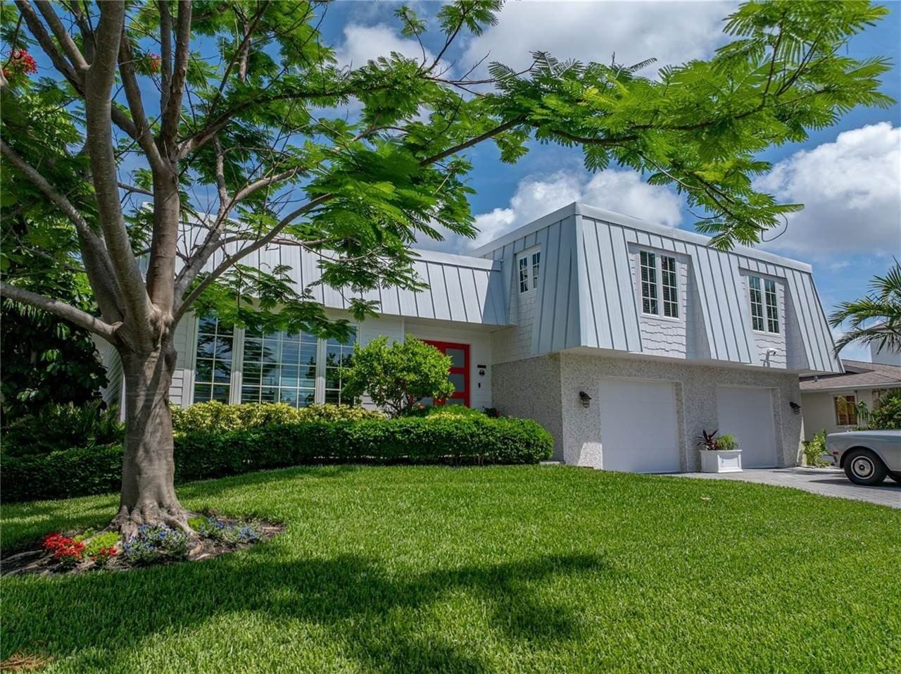 829 59th Ave - Photo 6 of 50