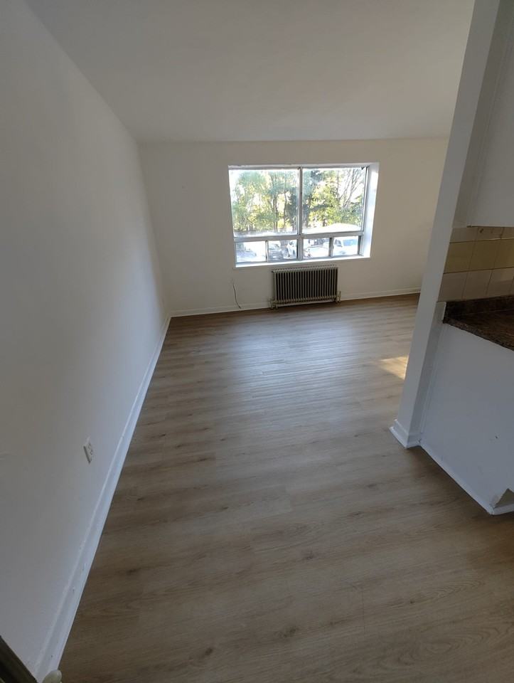 536 Birchmount Road #106 - Photo 2 of 11