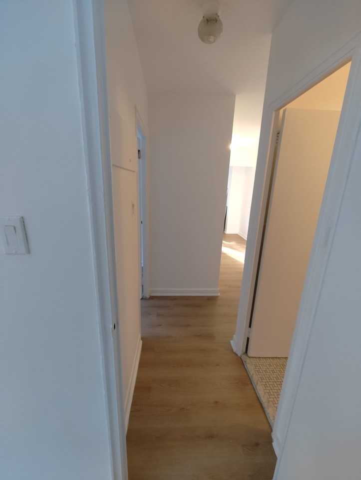 536 Birchmount Road #106 - Photo 5 of 11