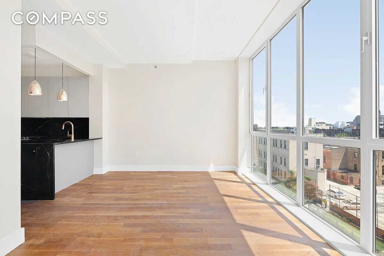 371 Lincoln Rd #2 - Photo 6 of 19