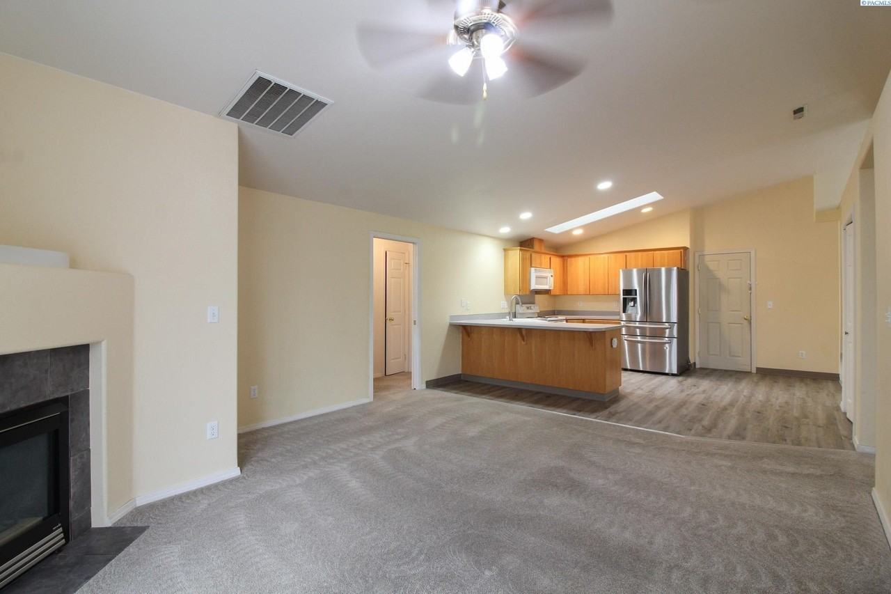 8215 Camano Drive - Photo 4 of 11