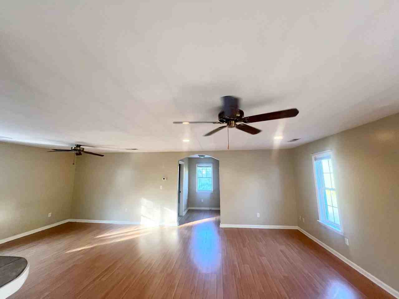 141 Sidney Ln - Photo 6 of 18