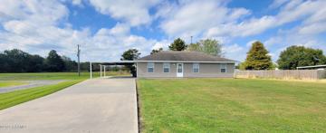 featured image of 1026 Carmen Dr