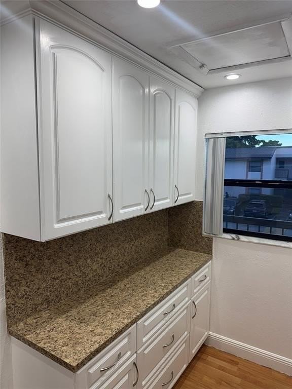 851 Ne 209th Ter #202 - Photo 4 of 28