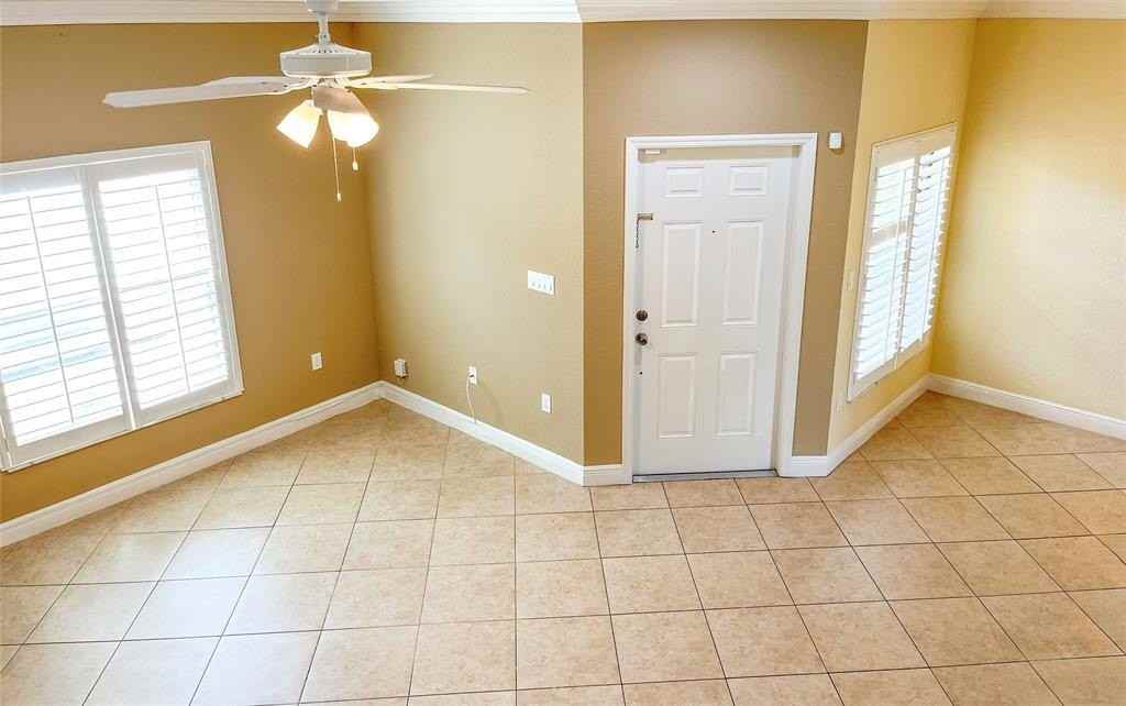 291 Lake Monterey Cir - Photo 6 of 47