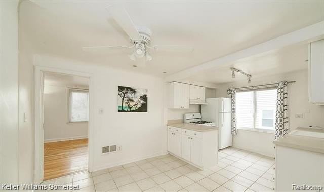 790 Jewell Street - Photo 7 of 20