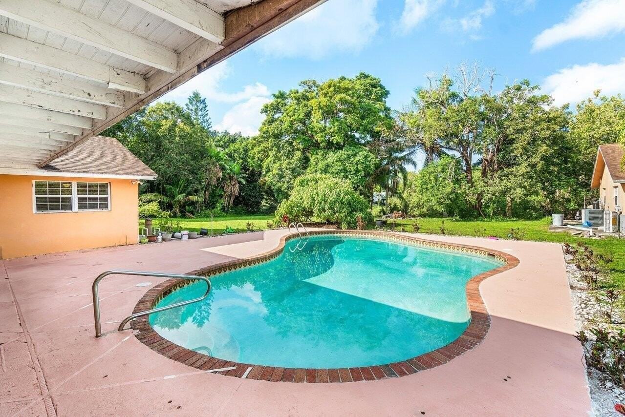 5313 Colbright Rd - Photo 4 of 48