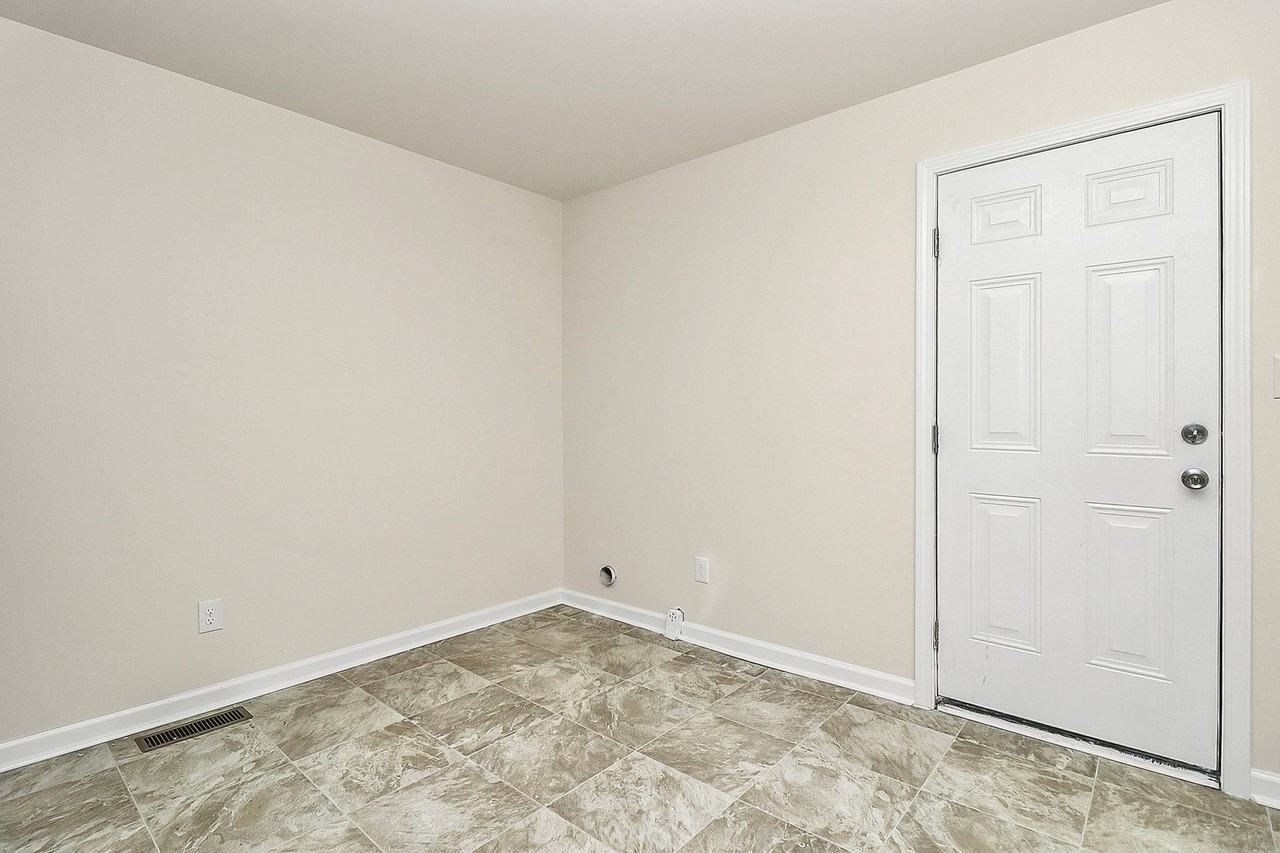 518 Echodale Dr - Photo 6 of 16