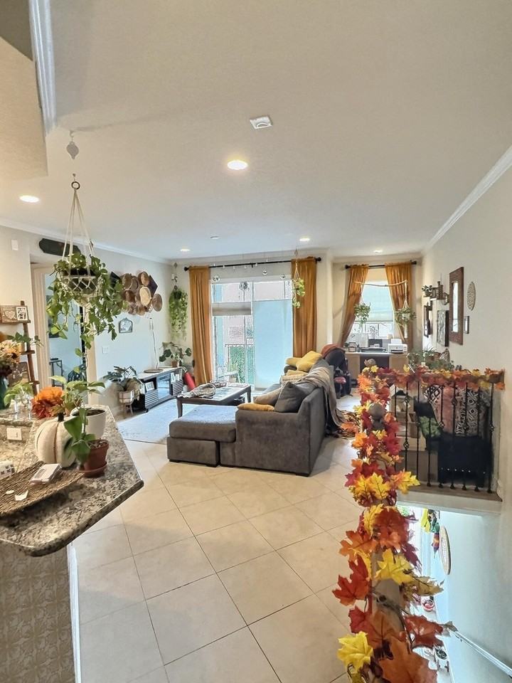 10320 Sw Stephanie Way #7210 - Photo 5 of 15