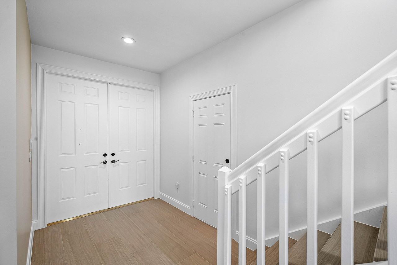 5855 Northwest 42nd Way - Photo 5 of 50