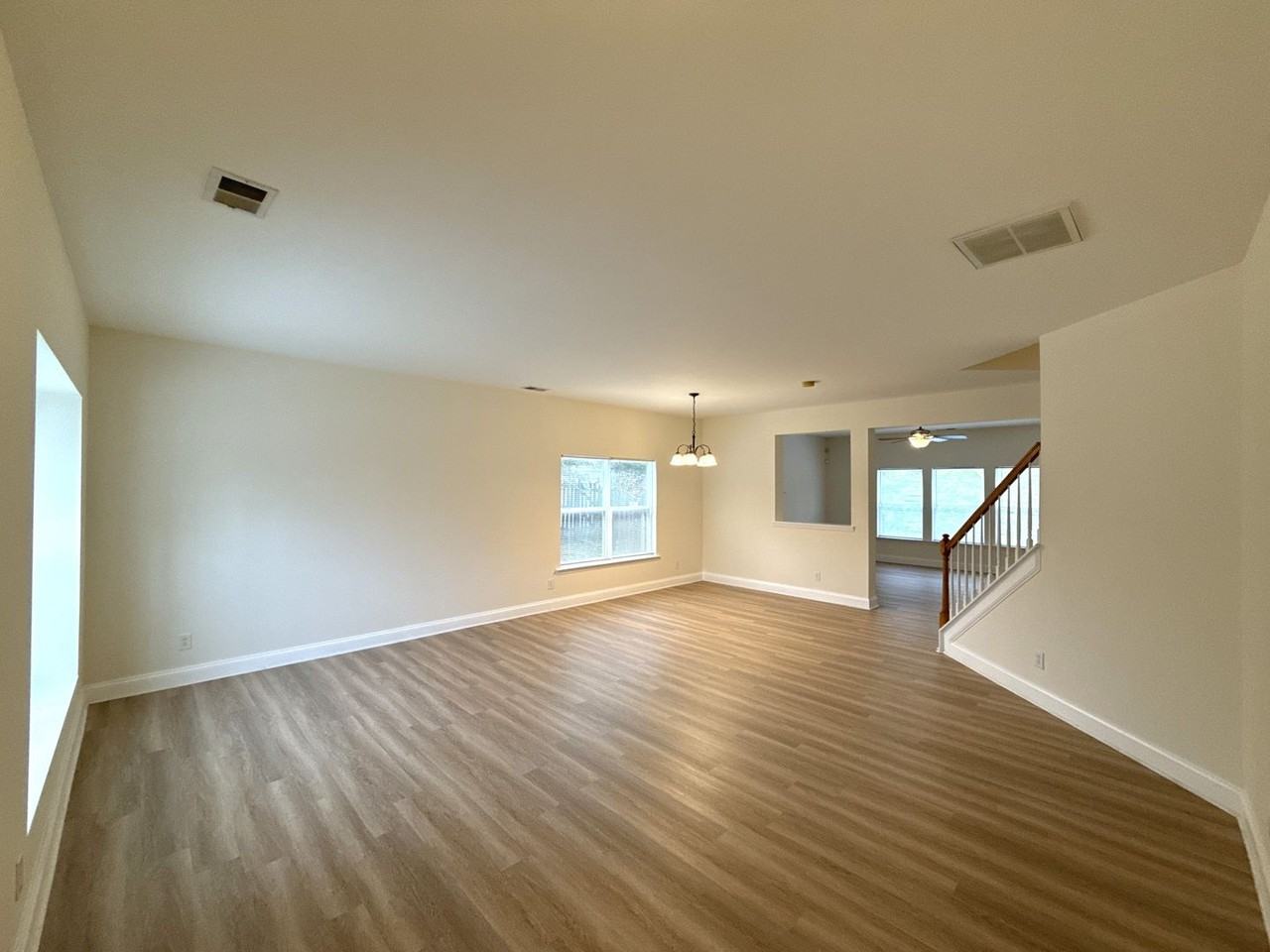 1207 Jade Glen Dr - Photo 2 of 26