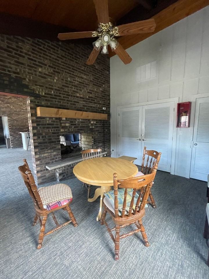 118 Evelyn Ln - Photo 5 of 11