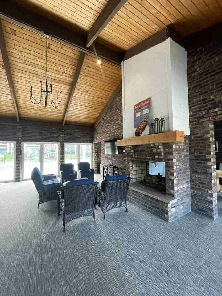 118 Evelyn Ln - Photo 6 of 11