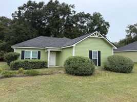 featured image of 1255 Ball Park Ave Ne