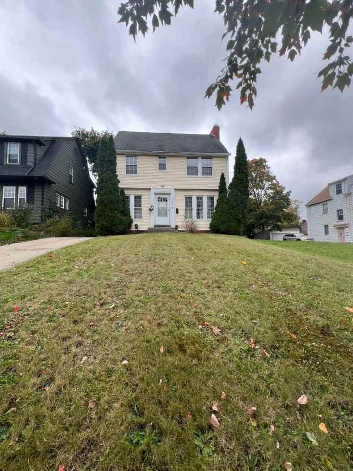 3536 Daleford Rd - Photo 2 of 27