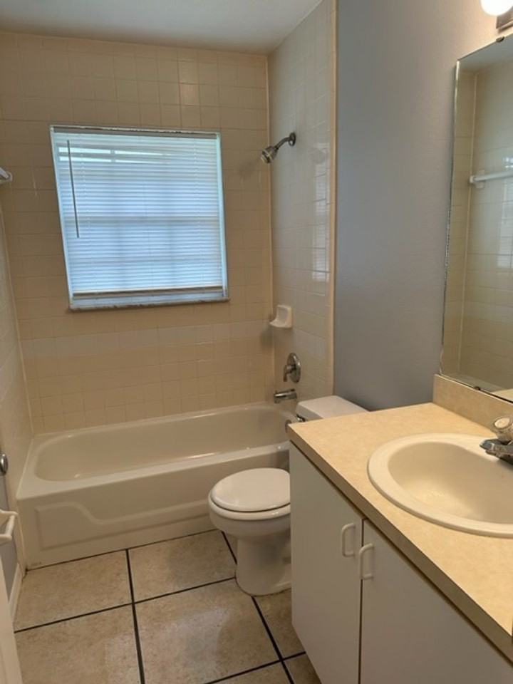 39 Georgia Ave - Photo 2 of 14
