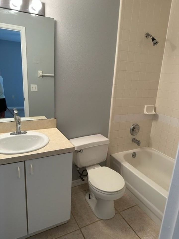 39 Georgia Ave - Photo 3 of 14