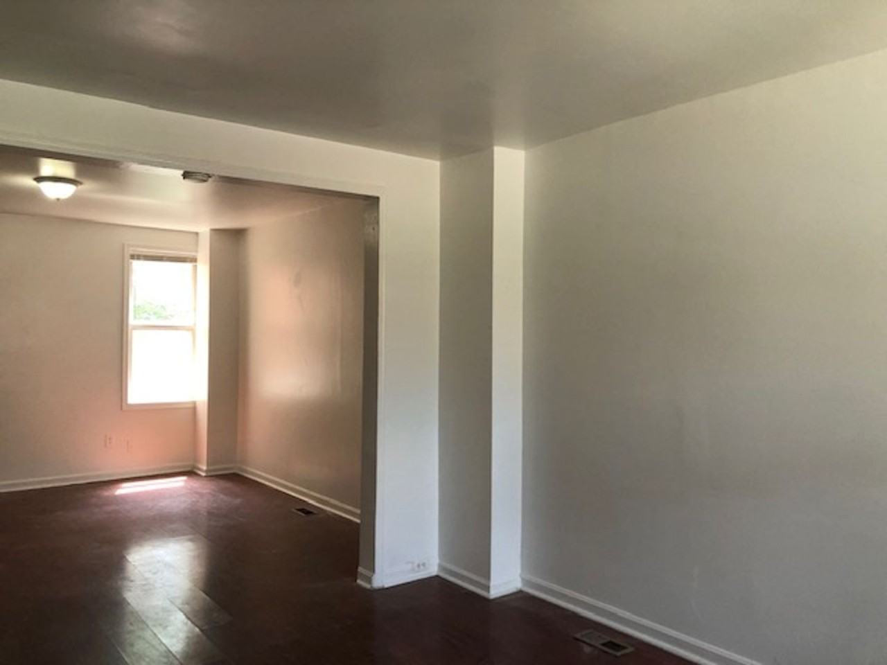 1517 East 29th Street - Photo 2 of 9