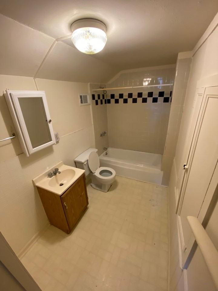 285 Sycamore Dr - Photo 5 of 10