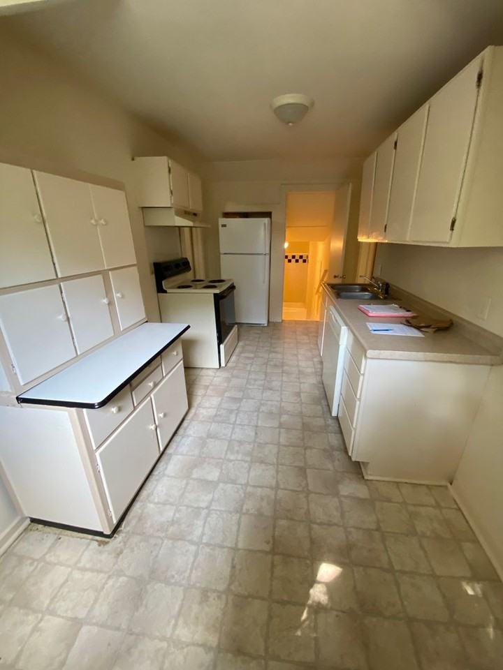 285 Sycamore Dr - Photo 7 of 10