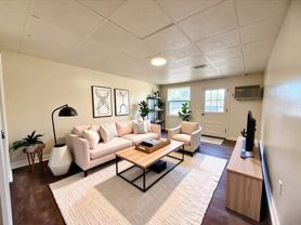 702 E Willow St - Photo 1 of 1