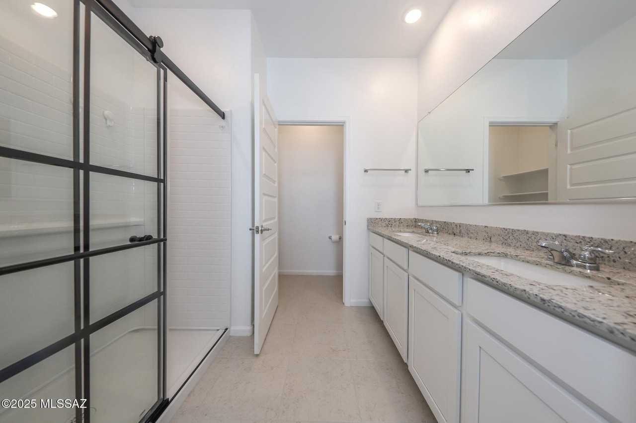 17581 South Desert Barberry Drive - Photo 7 of 18