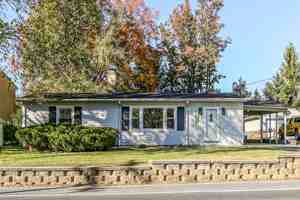 featured image of 184 Woods Dr