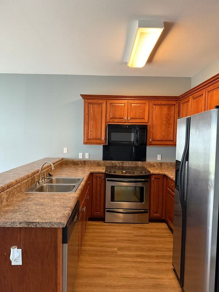 111 Peregrine Way - Photo 4 of 28